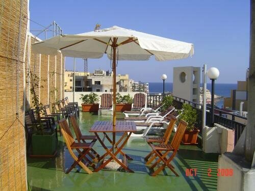 Ir-Rokna, Book Hotel St. Julian's Malta