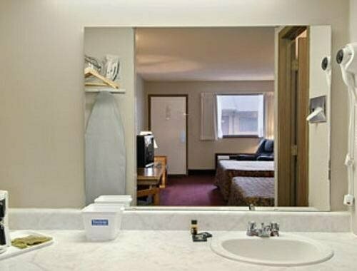 Mountain Grove Travelodge, Book Hotel Hoteller i Missouri med pool, Swimmingpool