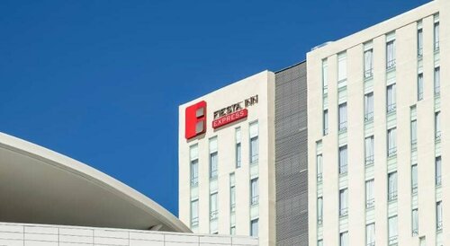 Fiesta Inn Express Queretaro Constituyentes, Rezervați Hotel Hoteluri în El Bajio cu mic dejun, Mic dejun