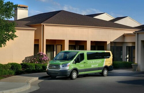 Courtyard by Marriott Pittsburgh Airport, Buchen Sie Hotel Moon Township Pennsylvania