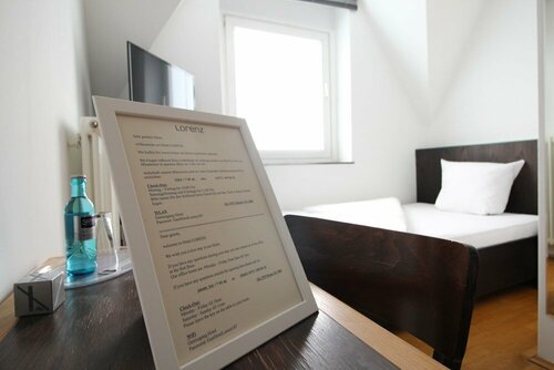Hotel Lorenz, Забронировать Отель Отели Эссен 3 звезды, рядом с RWE Tower, 3*