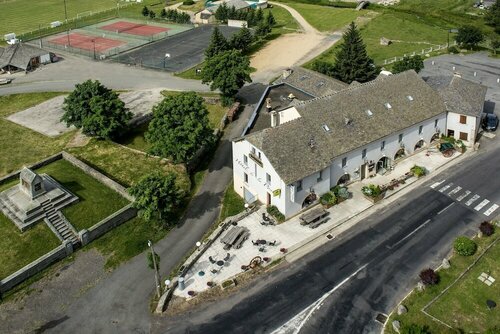 Logis Hôtel Rest. de la Poste et la Grange Détente, Забронировать Отель Манд Lozère