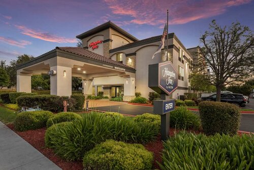 Hampton Inn Oakland-Hayward, Rezervasyon Otel Hayward San Francisco Bay Area