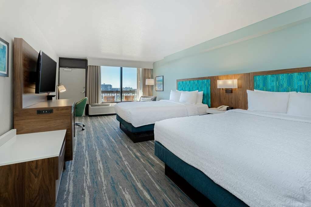 Hampton Inn