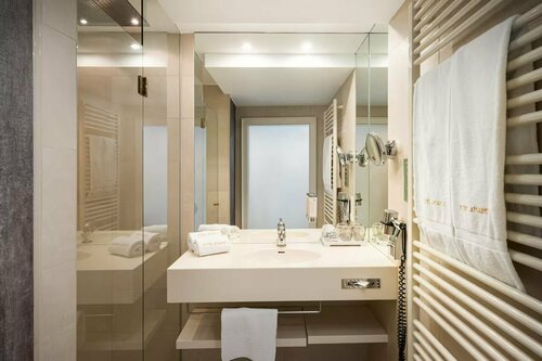 elaya hotel vienna city center, Prenota Hotel 01. Innere Stadt Vienna, vicino a Zona Commerciale Graben