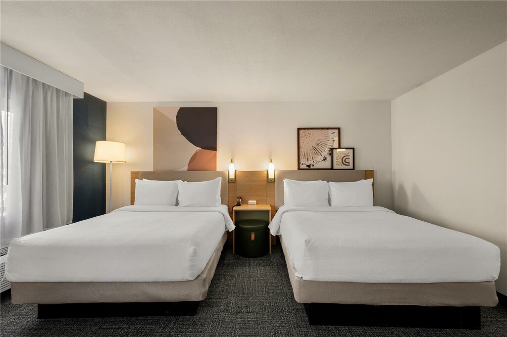 Comfort Inn near I-69 and Washington Center Road