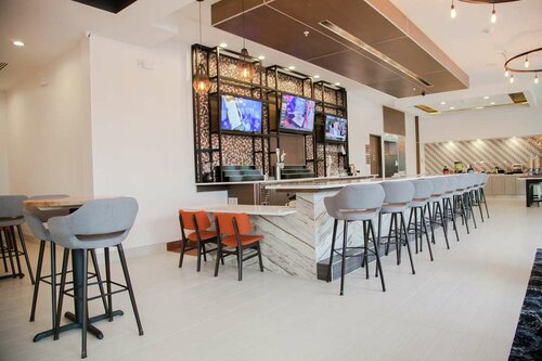 Hilton Garden Inn Tampa Suncoast Parkway, Book Hotel Ozone hoteller med parkering, Parkering