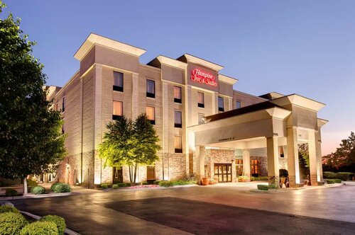Hampton Inn & Suites Addison, Varaa Hotelli Addison Chicago