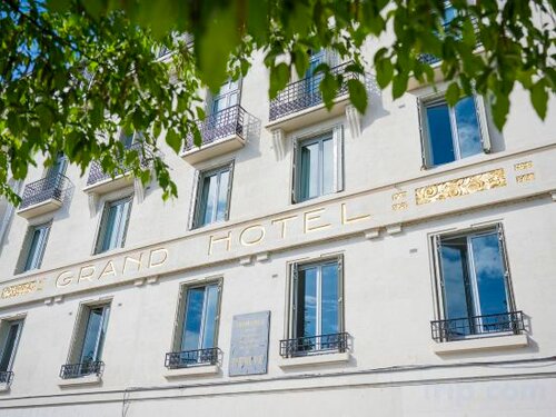 Le Grand Hotel, Забронировать Отель Тур Эндр и Луара, рядом с Clocheville Hospital