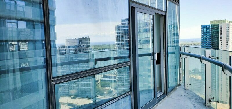 IHost Suites