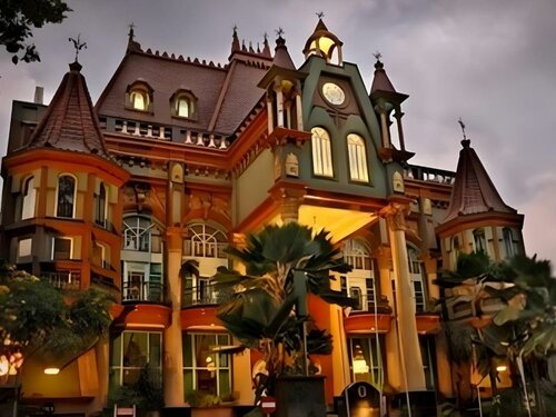Gajahmada Graha Hotel, Rezerwuj Hotel Hotele w Malang ze śniadaniem, w pobliżu Alun-alun Tugu, Śniadanie