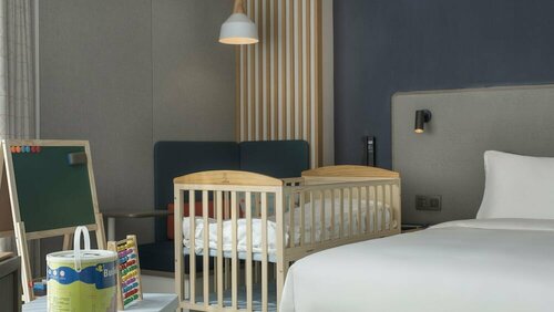 Holiday Inn Express Liyang Huafu by IHG, Book Hotel Liyang Jiangsu