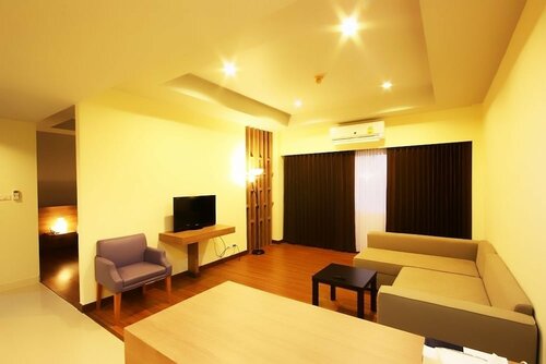 Akelada Hotel, Забронировать Отель Нанг-Ронг Buriram Province