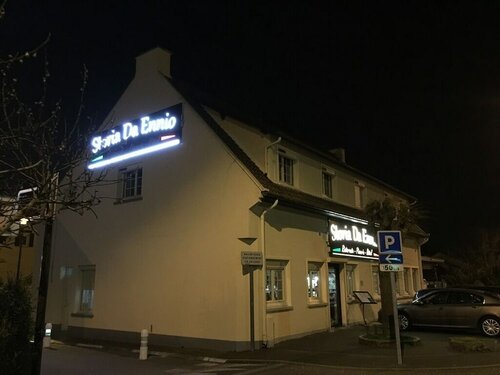 Storia Da Ennio, Book Hotel Hoteller i Upper Normandy med parkering, Parkering