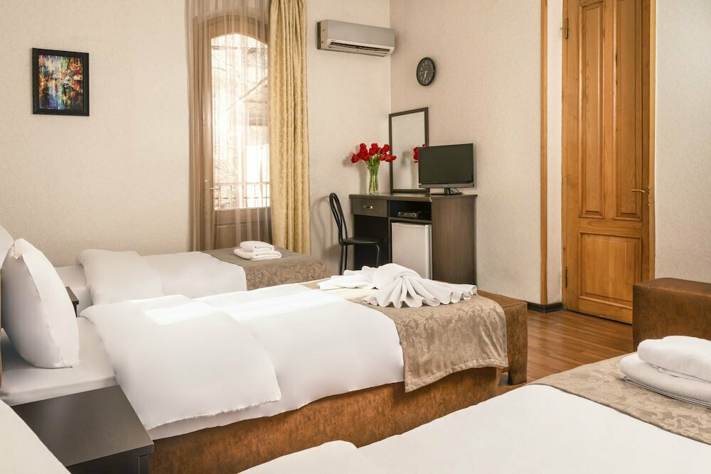 Venesa Hotel
