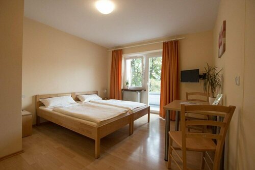 Hostel SLEPS, Забронировать Отель Аугсбург Романтическая дорога, рядом с Собор Аугсбурга