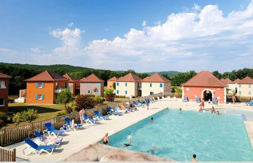 Terres de France Prayssac, Rezerwuj Apartament Hotele w Lot Valley z parkingiem, Parking
