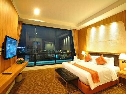 TBD Hotel Pattaya, Забронировать Отель Отели провинции Чонбури с парковкой, Парковка
