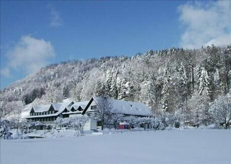 Hotel & Restaurant Hasenstrick, Забронировать Отель Дюрнтен 