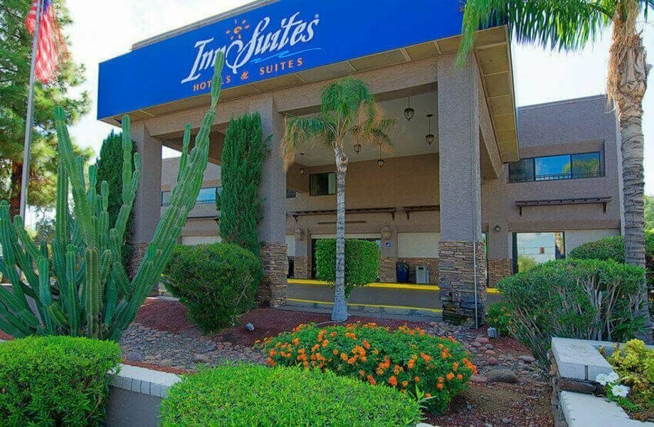 Tempe Phoenix Airport InnSuites at the Mall Hotel