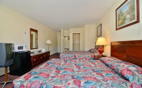 Americas Best Value Inn Novato Marin Sonoma, Book Hotel Hoteller i Marin County med pool, Swimmingpool