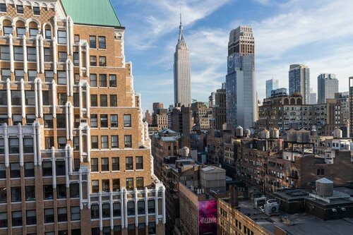 DoubleTree by Hilton New York Times Square South, Забронировать Отель Отели Нью-Йорка 3 звезды, рядом с Культурный центр The Jazz Gallery, 3*