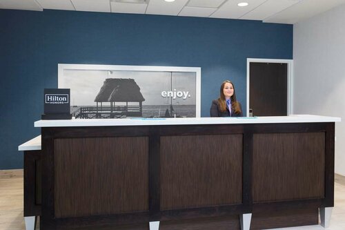 Hampton Inn Fort Lauderdale Pompano Beach, Rezerwuj Hotel Pompano Beach Broward County