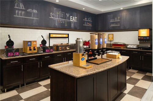 Hampton Inn Chambersburg, Забронировать Отель Отели Орртанна с парковкой, Парковка