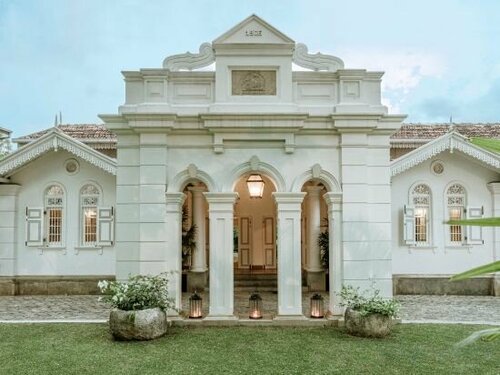 Maniumpathy Hotel, Rezervați Hotel Hoteluri în Borella cu mic dejun, Mic dejun