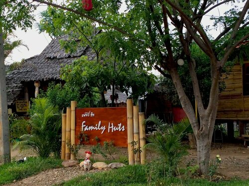 Family Hut Pai, Забронировать Отель Пай 