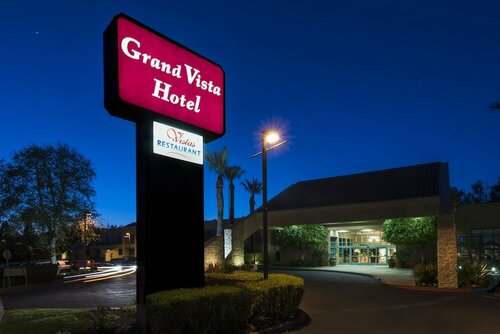 Grand Vista Hotel, Забронировать Отель Сими-Вэлли Большой Лос-Анджелес