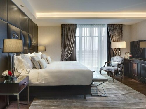 Breidenbacher Hof, Best Hotel of the Year 2026 - Die 101 Besten, Забронировать Отель Отели Дюссельдорфа с бассейном, Бассейн