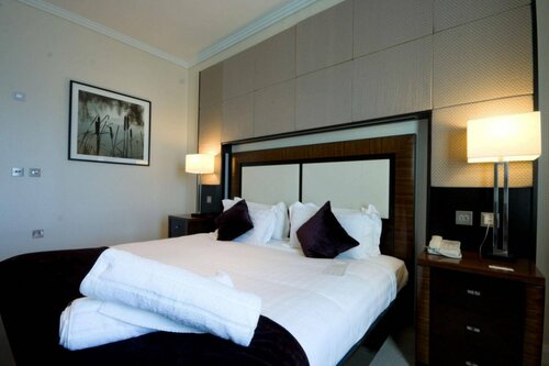 Carlton Shearwater Hotel, Rezerwuj Ośrodek wypoczynkowy Hotele w Connacht z basenem, Basen