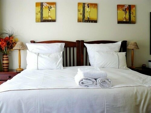 See More Guest House, Забронировать Гостевой дом Ист-Лондон провинция Восточный Кейп