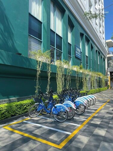 The Tray Hotel Hai Phong, Забронировать Отель Отели Хайфона 4 звезды, 4*