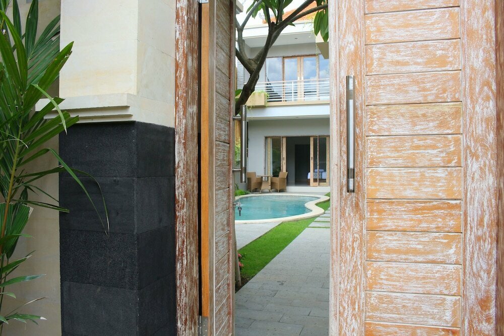 Rusty Seminyak