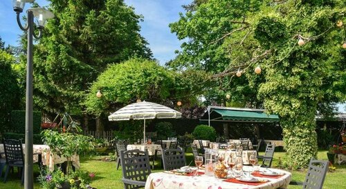 Logis Hôtel du Dauphin, Book Hotel Salbris Sologne