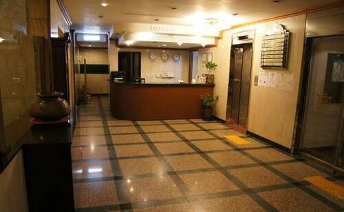 Gogoong Hotel, Rezervați Hotel Seul Coreea de Sud, aproape de Honghwamun Gate