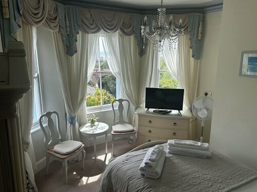 amber house hotel, Забронировать Отель Пейнтон Девон