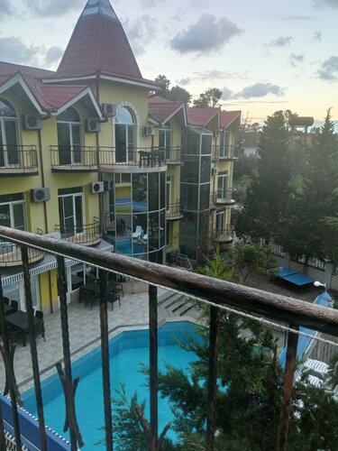 Delta Hotel, Buchen Sie Hotel Ureki Guria