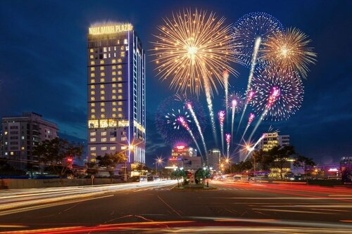Nhu Minh Plaza Danang Hotel, Забронировать Отель Отели Дананга муниципалитета с завтраком, рядом с Мост Дракона, Завтраки
