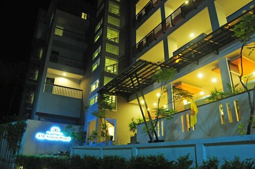 AM Surin Place, 予約 ホテル スリンビーチ プーケット島, Catch Beach Club周辺