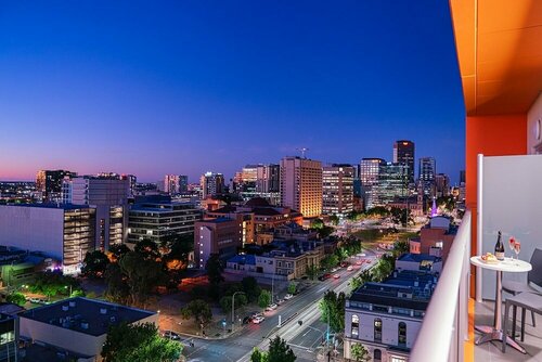 Toms Court Hotel, Забронировать Отель Аделаида - центральный деловой район Аделаида