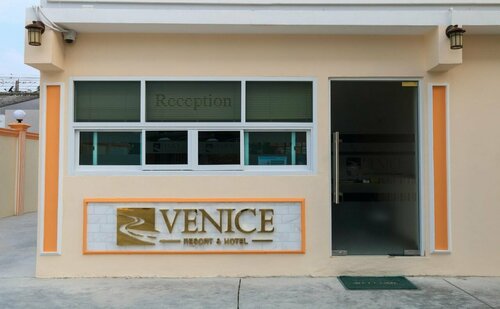 Venice Resort, Rezervovat Lázně / Resort Hotely v Central Thailand se snídaní, Snídaně