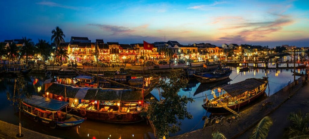 The Blossom Resort Island Da Nang