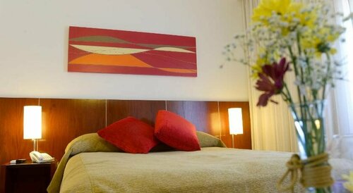 Hotel 15 de Mayo, Rezerwuj Hotel Villa Carlos Paz 