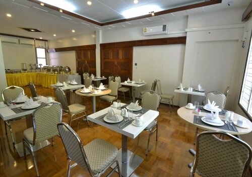 Serene Valley Hotel, Rezervovat Hotel Yangon downtown 