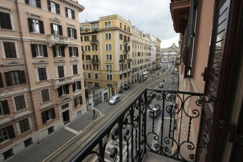 Luna Su Villa Borghese - Luxury Rooms, Забронировать Вилла Отели Лацио с завтраком, Завтраки