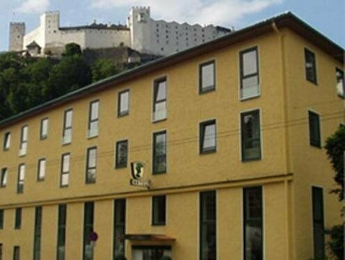 Hotel Via Roma, Забронировать Отель Отели Окрестностей Зальцбурга 4 звезды, 4*