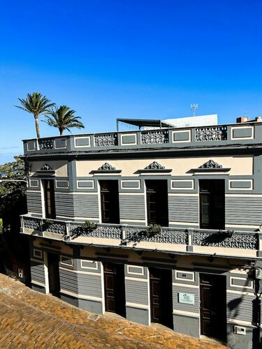 Nestor Villa, Book Villa Ingenio Gran Canaria